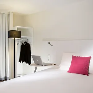 Ibis Styles Centre Gare Beffroi Lille