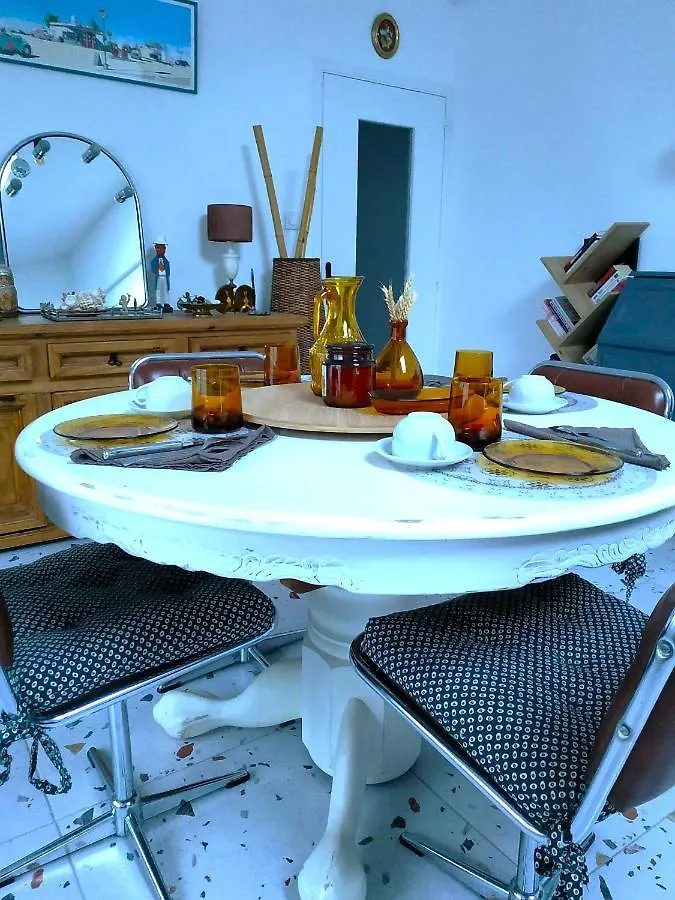 Bed and Breakfast Etape 111 Lila Francia